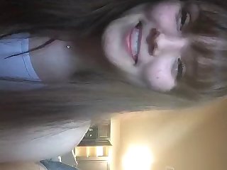 Mulher Fazendo Video De Sexo